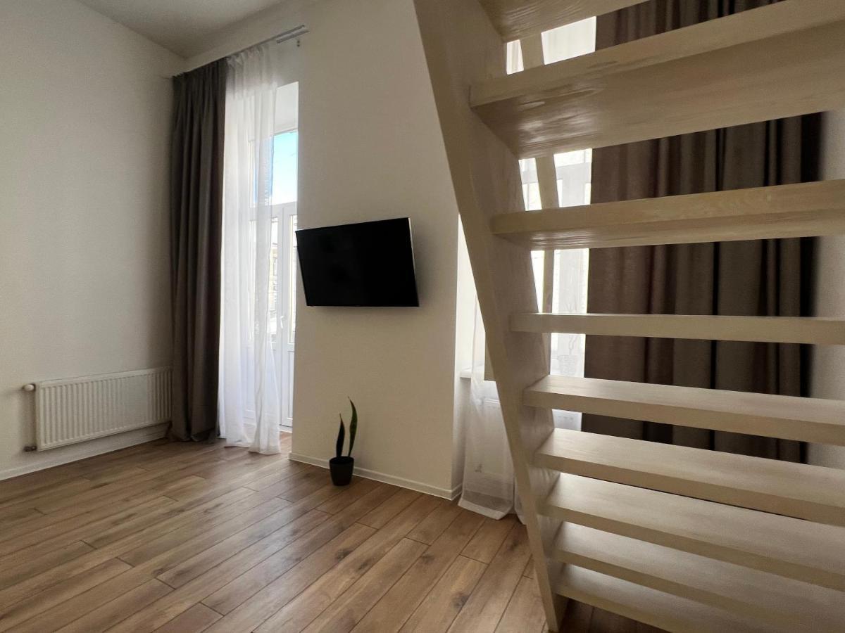 Apartment Lesya Kurbasa Lviv Eksteriør billede