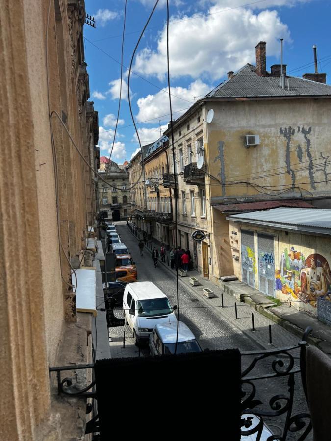 Apartment Lesya Kurbasa Lviv Eksteriør billede