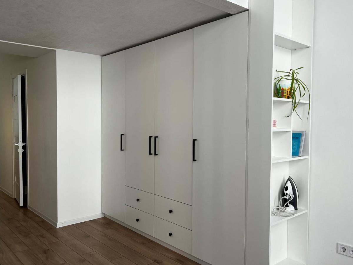 Apartment Lesya Kurbasa Lviv Eksteriør billede